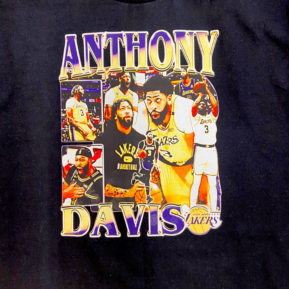 Anthony Davis T-shirt medium